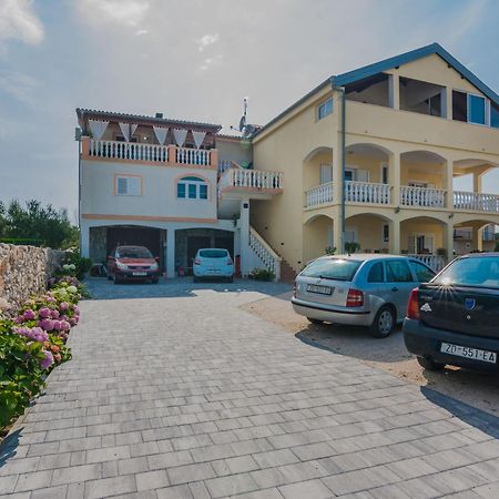 Luxury Apartments Monika Near The Sea With Private Parking Бибине Екстериор снимка