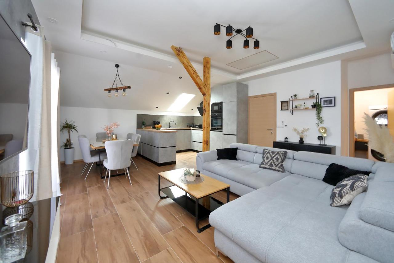 Luxury Apartments Monika Near The Sea With Private Parking Бибине Екстериор снимка