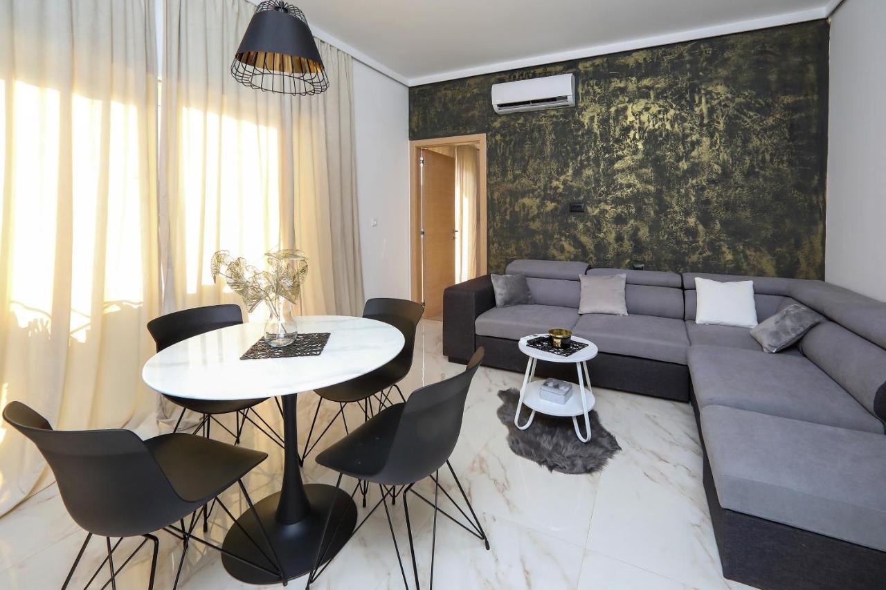 Luxury Apartments Monika Near The Sea With Private Parking Бибине Екстериор снимка