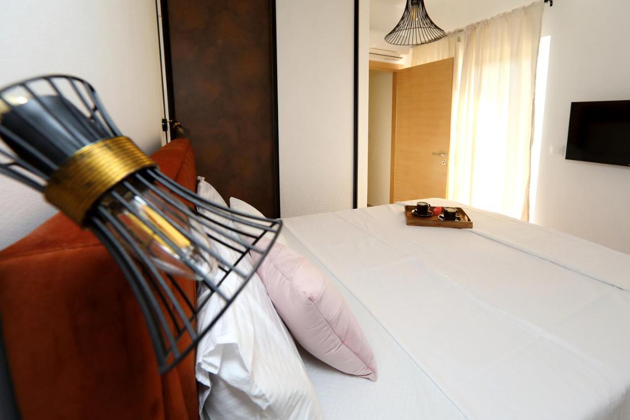 Luxury Apartments Monika Near The Sea With Private Parking Бибине Екстериор снимка